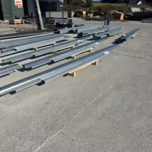 Freistehende PV-Struktur